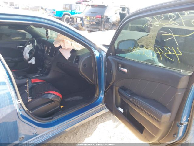 2023 DODGE CHARGER 2C3CDXBG4PH598365 Photo 4