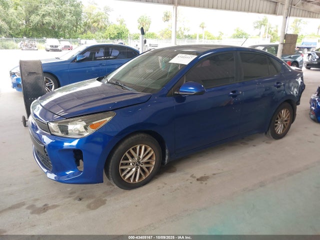 2018 KIA RIO 3KPA34AB2JE054556 Photo 1
