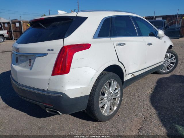 2017 CADILLAC XT5 1GYKNERS0HZ148906 Photo 3
