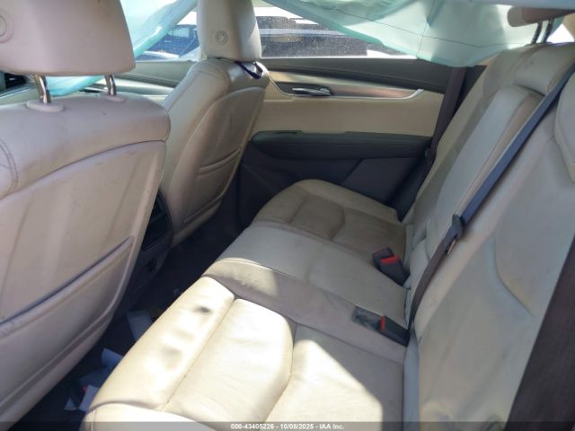 2017 CADILLAC XT5 1GYKNERS0HZ148906 Photo 7