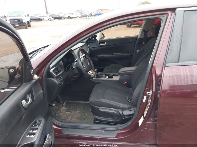 5XXGT4L38LG403827 KIA Optima Lx