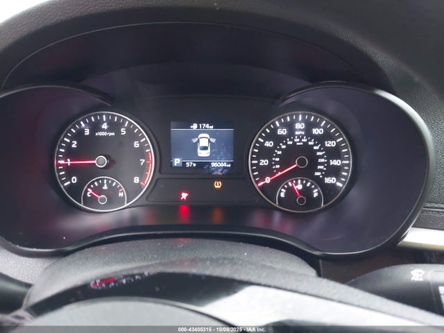 5XXGT4L38LG403827 KIA Optima Lx