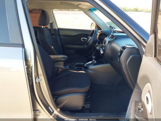 2016 KIA SOUL KNDJN2A2XG7308313 Photo 4