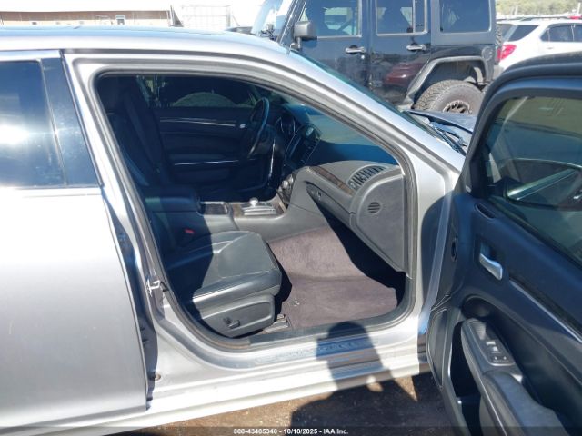 2017 CHRYSLER 300C 2C3CCAEG9HH559767 Photo 4