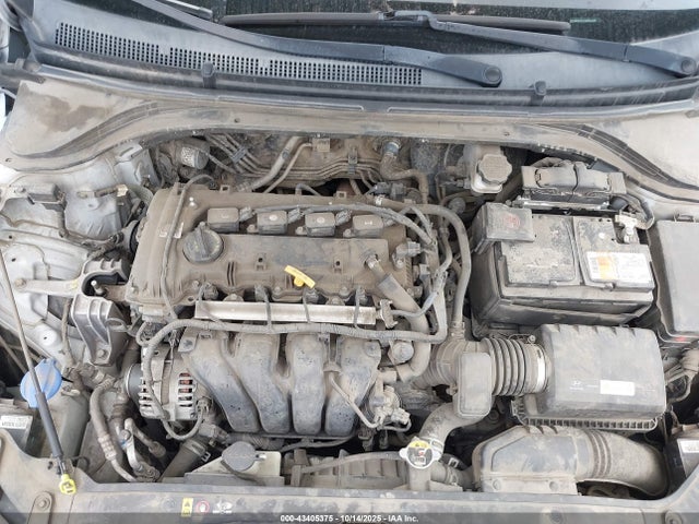 Hyundai 2017 2017 KMHD74LF9HU402068 Image 10