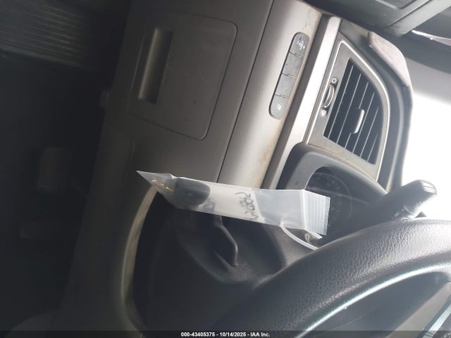 Hyundai 2017 2017 KMHD74LF9HU402068 Image 12