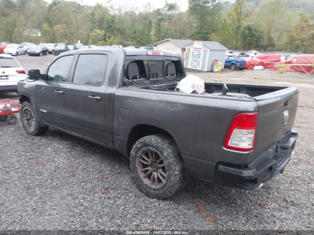 2021 RAM 1500 1C6SRFFT0MN745172 Photo 2