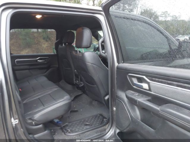 2021 RAM 1500 1C6SRFFT0MN745172 Photo 7