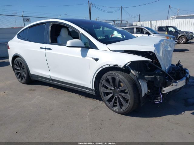 2022 TESLA MODEL X 7SAXCBE68NF332875