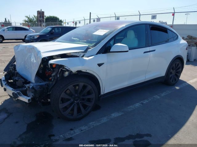 2022 TESLA MODEL X 7SAXCBE68NF332875 Photo 1