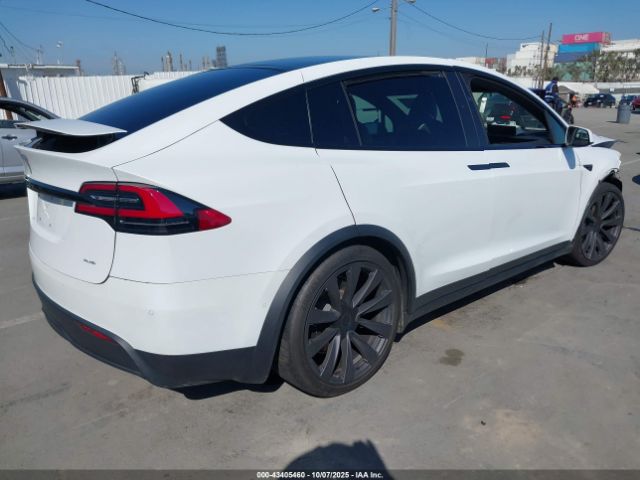 2022 TESLA MODEL X 7SAXCBE68NF332875 Photo 3