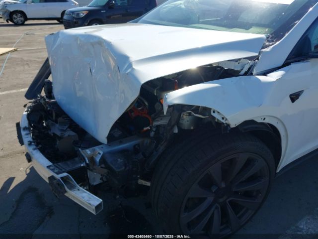 2022 TESLA MODEL X 7SAXCBE68NF332875 Photo 5