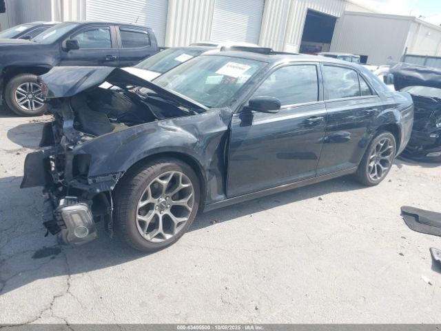 2018 CHRYSLER 300 2C3CCABG5JH201754 Photo 1
