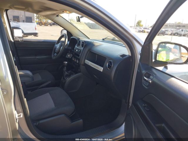 2015 JEEP COMPASS 1C4NJCBA8FD171333 Photo 4