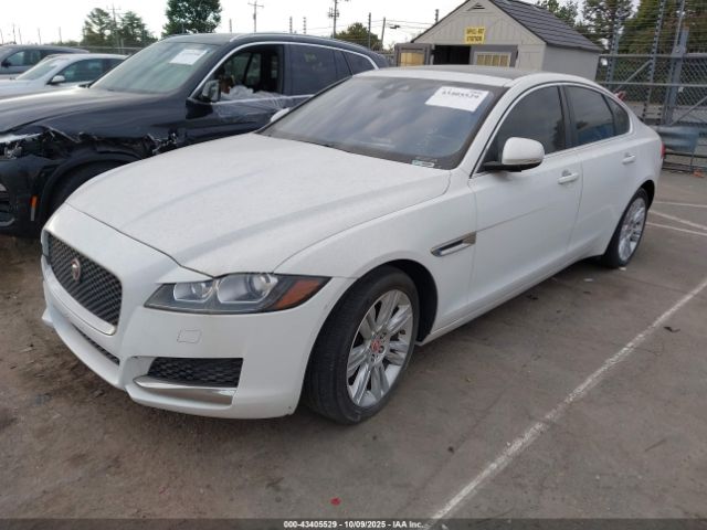 2017 JAGUAR XF SAJBJ4BV8HCY44921 Photo 1