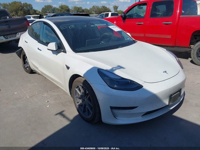 2021 TESLA MODEL 3 5YJ3E1EB2MF872377 Photo 0