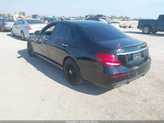 2019 MERCEDES-BENZ E 300 WDDZF4JB5KA571001 Photo 2