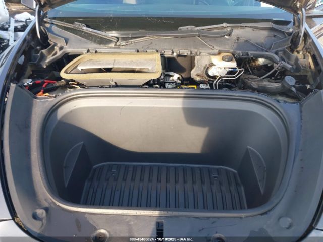 2021 TESLA MODEL Y 5YJYGDEF8MF212025 Photo 9