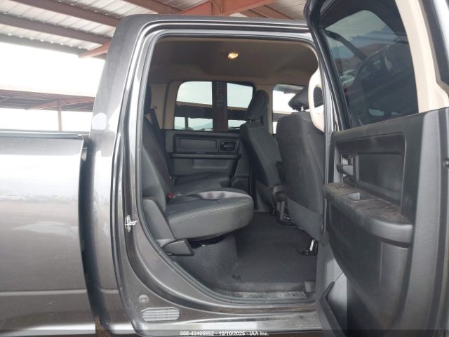 2020 RAM 2500 3C6UR5CLXLG142406 Photo 7