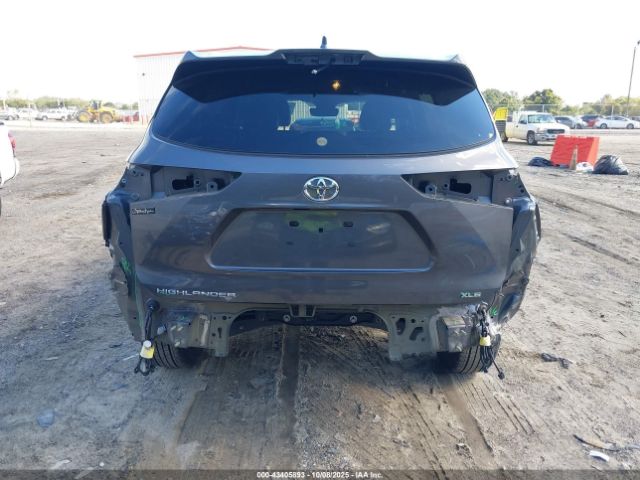 2022 TOYOTA HIGHLANDER 5TDGZRAH0NS545102 Photo 5