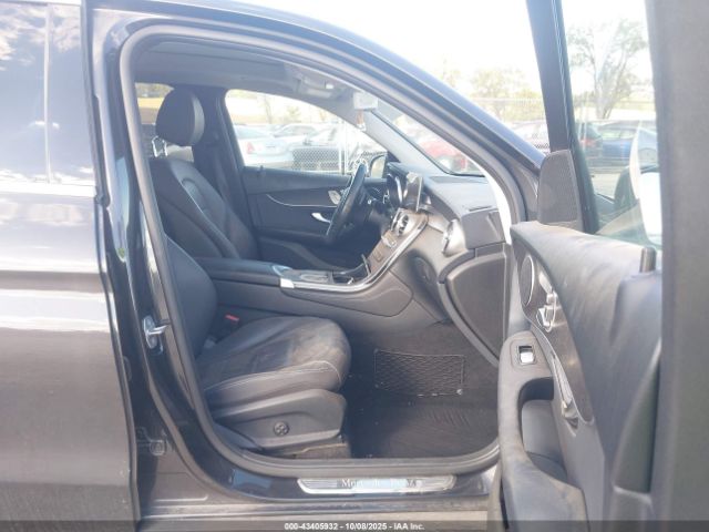 2020 MERCEDES-BENZ GLC 300 WDC0G8EB2LF705947 Photo 4