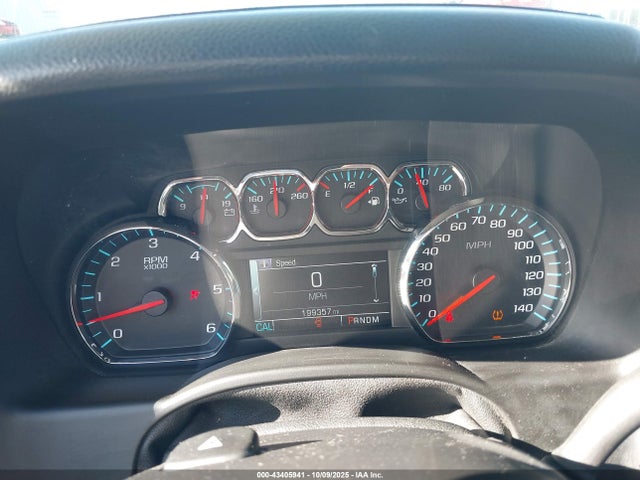 1GNSKKKC2FR748542 Chevrolet Suburban 1500 Ltz
