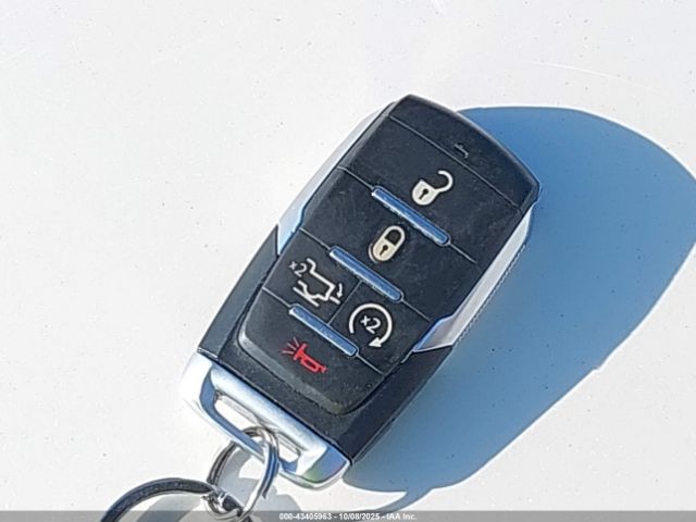 2021 RAM 1500 1C6RREJT3MN544365 Photo 10