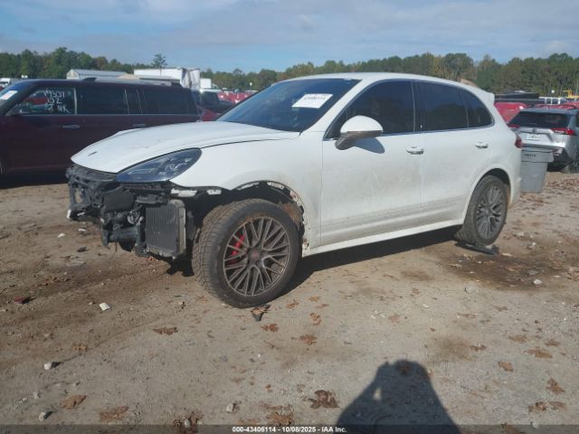 2015 PORSCHE CAYENNE WP1AC2A27FLA80667 Photo 1