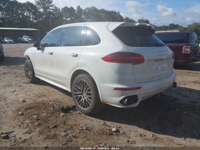 2015 PORSCHE CAYENNE WP1AC2A27FLA80667 Photo 2