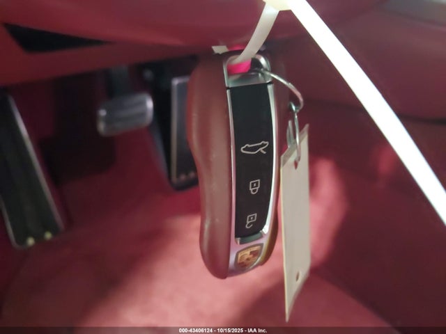 2021 PORSCHE 911 WP0AD2A92MS258774 Photo 10