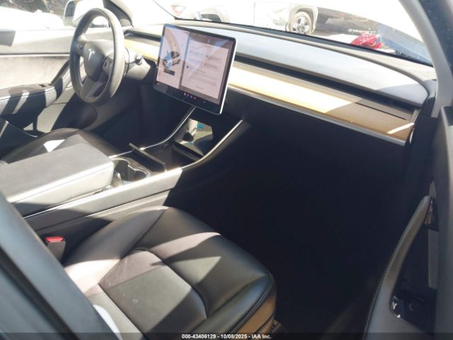 2020 TESLA MODEL Y 5YJYGDEE2LF053962 Photo 4