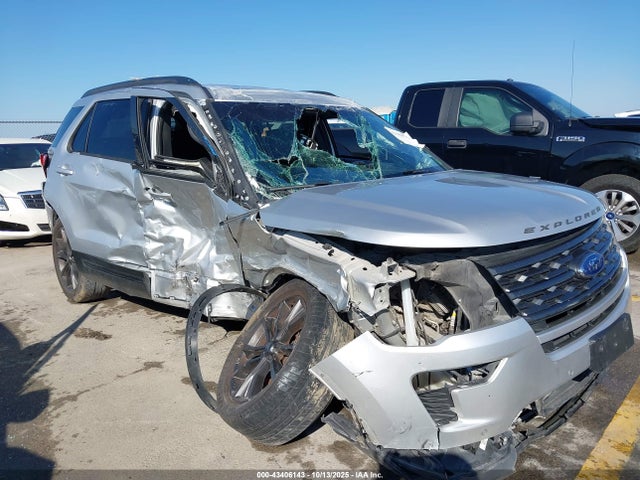 1FM5K7D89JGA38016 Ford EXPLORER XLT