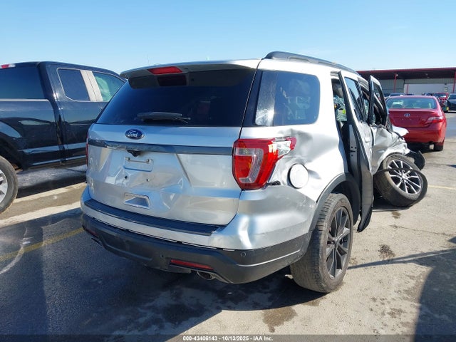 1FM5K7D89JGA38016 Ford EXPLORER XLT