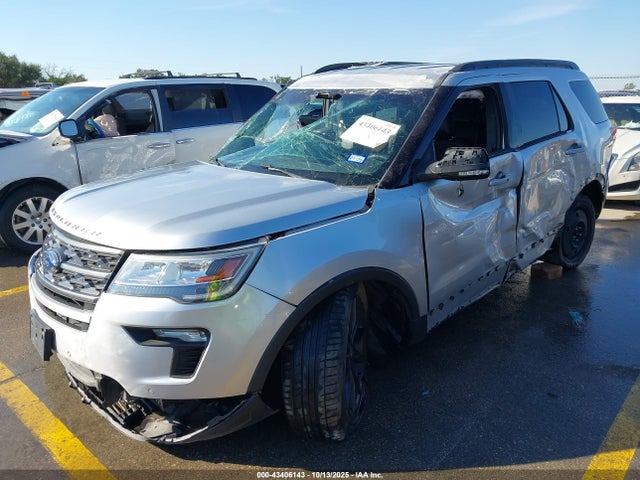 1FM5K7D89JGA38016 Ford EXPLORER XLT
