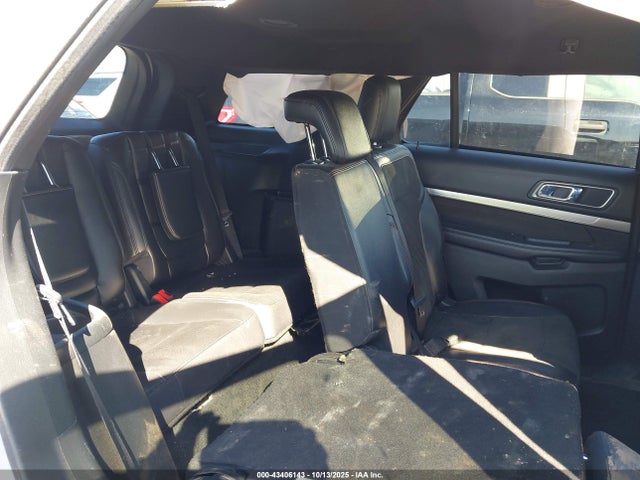 1FM5K7D89JGA38016 Ford EXPLORER XLT