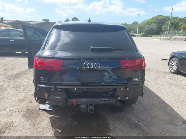 2017 AUDI Q7 WA1LAAF75HD018030 Photo 5