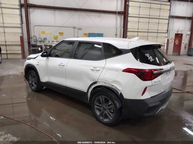 2023 Kia Seltos Lx მანქანა იყიდება აუქციონზე, vin: KNDEPCAA0P7434754, აუქციონის ნომერი: 43406372
