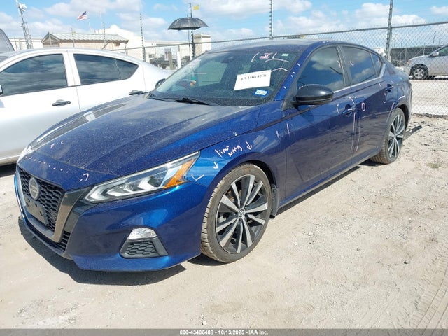 Nissan Altima 2020 1N4BL4CV8LC204570 Image 2