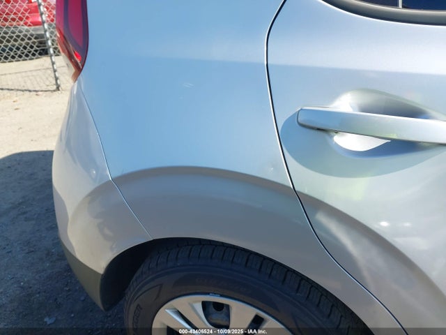 KNDJ23AU6L7087531 KIA SOUL LX