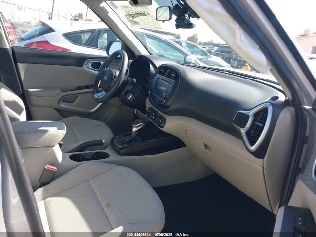 KNDJ23AU6L7087531 KIA SOUL LX