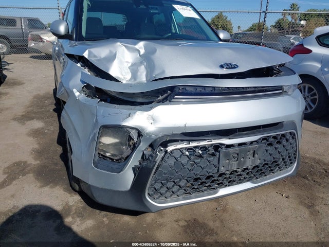 KNDJ23AU6L7087531 KIA SOUL LX