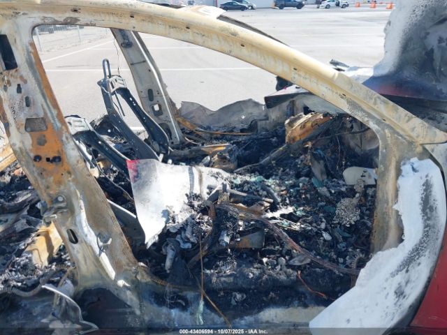 2018 TESLA MODEL 3 5YJ3E1EA8JF010462 Photo 4