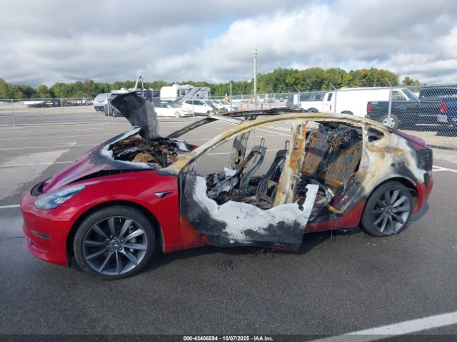 2018 TESLA MODEL 3 5YJ3E1EA8JF010462 Photo 5