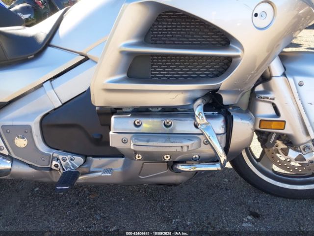 2015 HONDA GL1800 JH2SC68N7FK100328 Photo 7