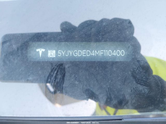2021 TESLA MODEL Y 5YJYGDED4MF110400 Photo 8
