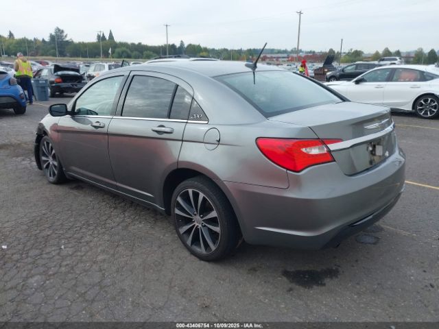 2012 CHRYSLER 200 1C3CCBBG3CN302730 Photo 2