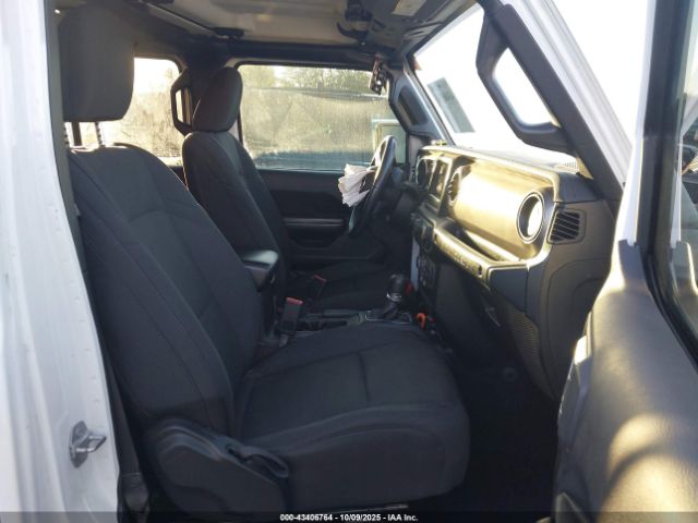 2019 JEEP WRANGLER UNLIMITED 1C4HJXDN0KW645701 Photo 4