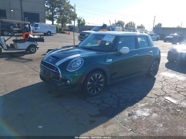 2018 MINI HARDTOP WMWXU3C5XJ2F50808 Photo 1