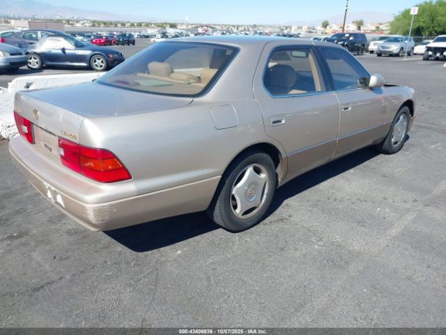 1998 LEXUS LS 400 JT8BH28F3W0116323 Photo 3