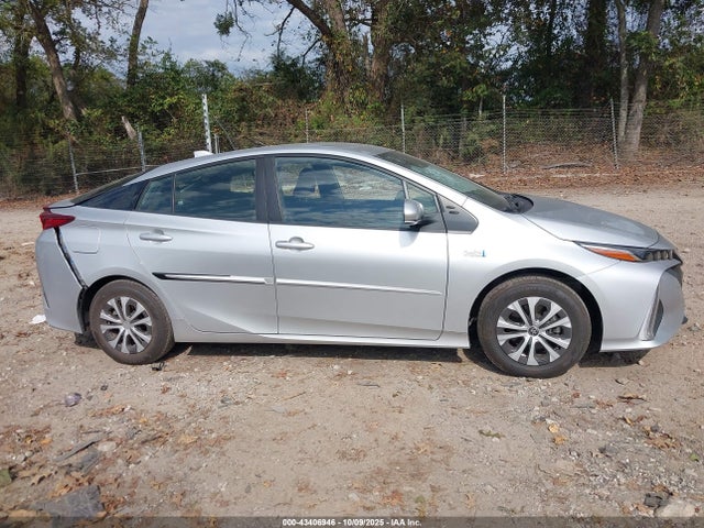 Toyota Prius Prime Le 2022 JTDKAMFP6N3217138 Image 13